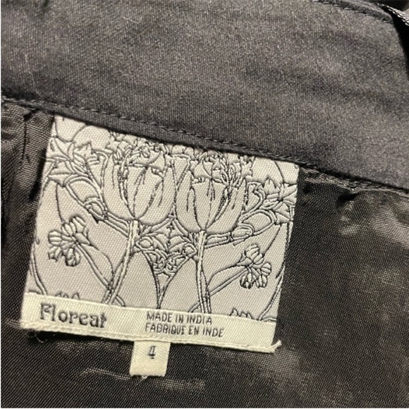 Floreat Black Paisley Paths Embroidered Pencil Skirt Baroque Folk Scroll SZ 4 - Picture 4 of 13